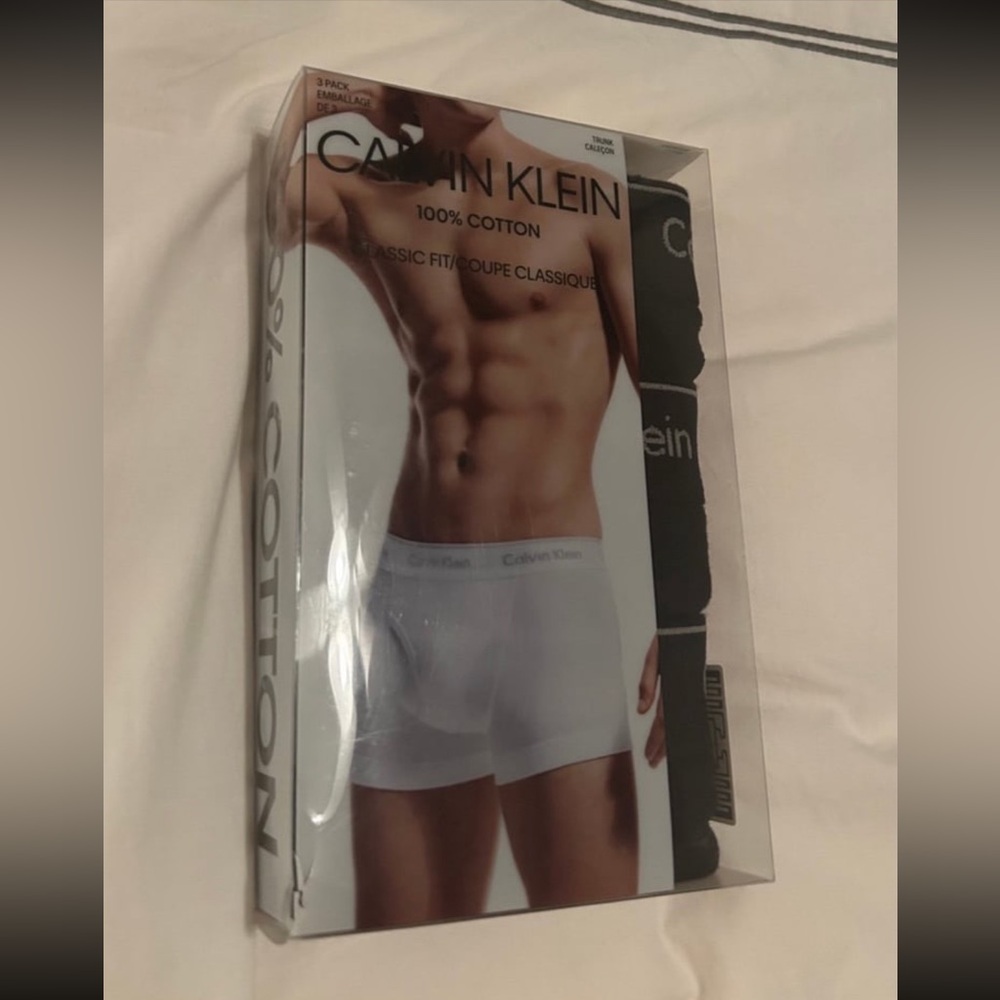 Calvin Klein Men's Cotton Classic Fit 3-Pack Trunk, Black, Small